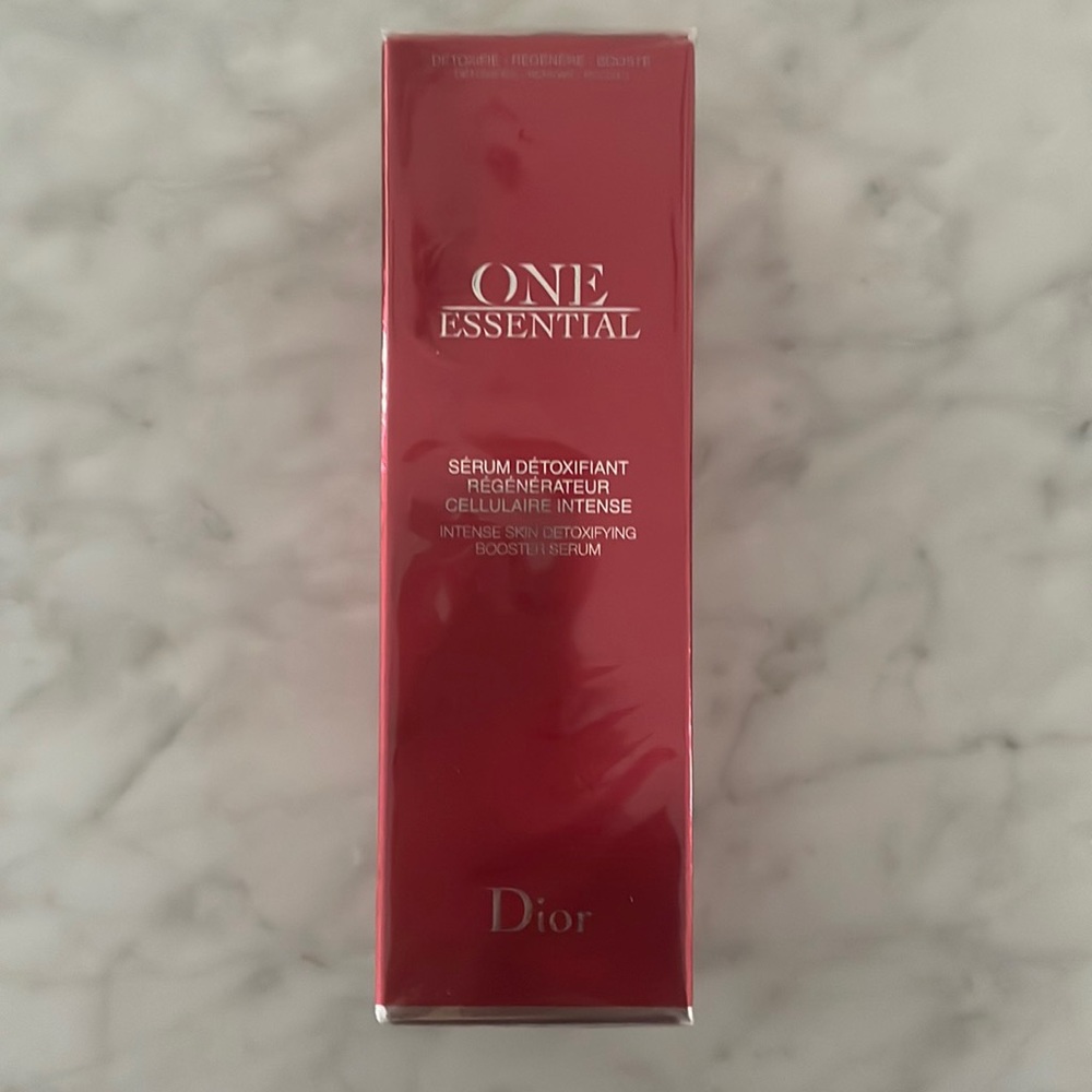 Dior One Essential Intense Skin Detoxifying Booster Serum